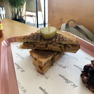 Sandwich Grilled Fauxmage at Le Watson in Montreal