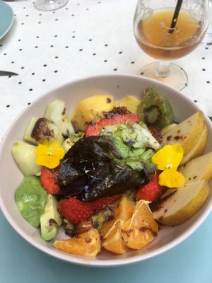 Boudha bowl 😋 at 66 Green Restaurant in Perigueux