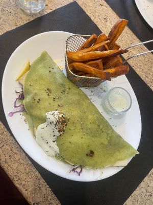 Crepe  at Leaves Cafe in Cotovia