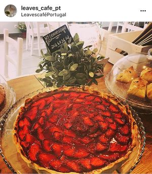 Great food excellent deserts  at Leaves Cafe in Cotovia