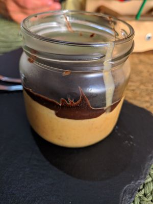 Cocoa Topped Peanut Butter at Leaves Cafe in Cotovia