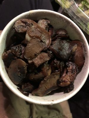 Ensalada de la Casa- hongos mixtos(mixed mushroom ) ADD avocado 

  at Luna Verde Vegan Mexican Restaurant in Bradley Beach