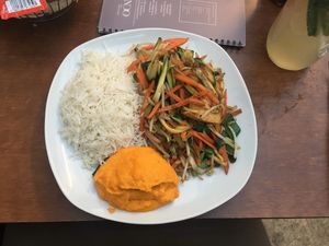 Fried tofu with veggies and carrot mousse at An-Do in Vienna