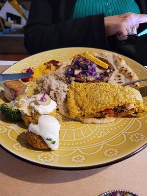 Plato del Buffet at Oli Veggie Food in Punta Del Este