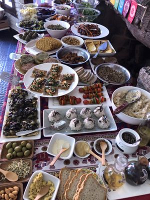 Lunch buffet at Oli Veggie Food in Punta Del Este