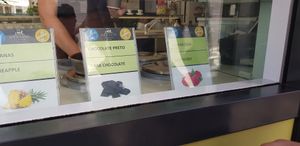 Vegan flavours at Ottavia Gelateria in Funchal