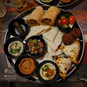  at Café Damascus in Zofingen