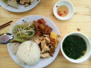 Com chay at Com Pho Chay Tu Bi in Hanoi