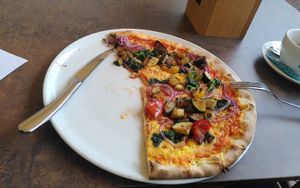 Sehr leckere vegane Pizza at Carl-Zone in Strobl