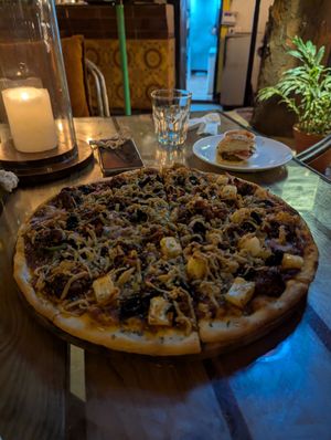 Pizza with tempeh at Bean Me Up in Goa