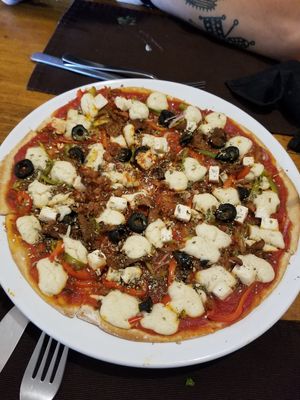 The veg pizza. Really yummy! at Bean Me Up in Goa