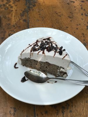 Dry chocolate walnut cake at Bean Me Up in Goa