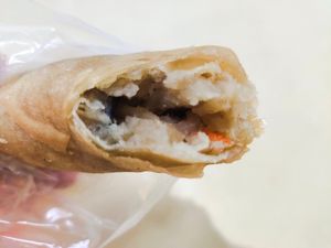 popiah at Delisnacks 德利食 - Tekka Market in Central Singapore