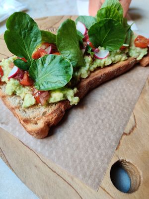 Avocado toast at Louvre Michaelense in Sao Miguel