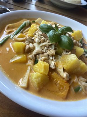 Coconut curry 🙌🏻  at Eve Olive in Nanaimo