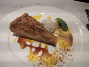 apple cake at Shojin - DTLA in Los Angeles