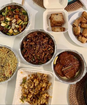 Lotus Pond: Oyster Mushroom 22, Lemon Chicken 29, Turnip Cakes, Singapore Noodles 69, Ginger Beef 22, Cashew Chicken 39 :) at Lotus Pond in Victoria