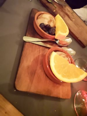 Dessert at Bar d'Henri in Antwerpen