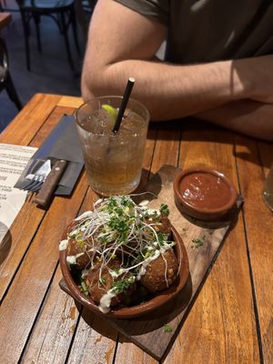   at Bar d'Henri in Antwerpen