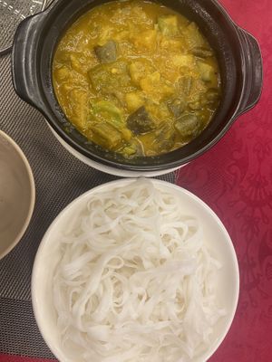 Eggplant curry  at Moments Romantic  in Sapa