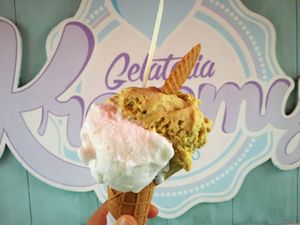 Pistacchio/Limone   at Gelateria Kremmy in Viareggio