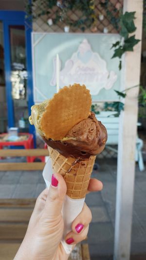  at Gelateria Kremmy in Viareggio