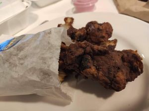 Onion rings (AWFUL, DON'T ORDER) at V-Face in Dublin