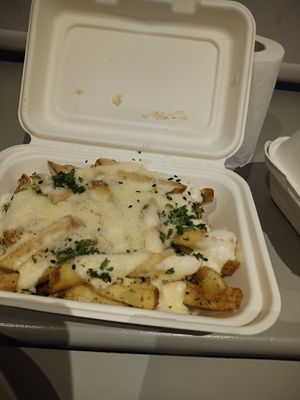 Garlic parm chips at V-Face in Dublin