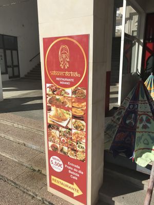 Sign outside  at Sabores da India in Alcobaca