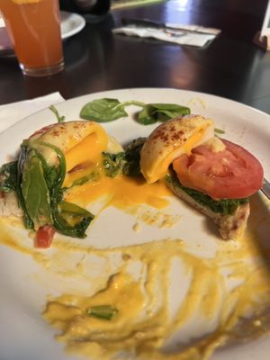 Eggs Benedict so good #Veganuary at Hungry Tiger in Portland