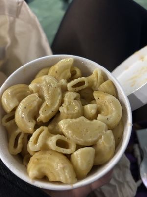 Vegan Mac 🐅   at Hungry Tiger in Portland