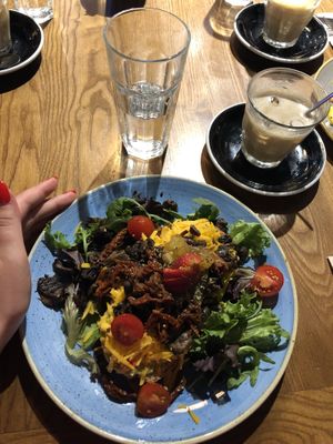 Vegan toast 😋 at Zenith in Lisbon