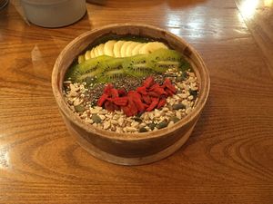 Smoothie bowl at Zenith in Lisbon
