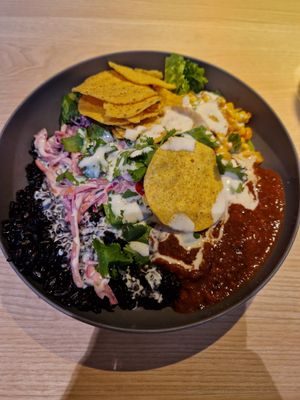 Chili bowl at Holy Greens in Kista