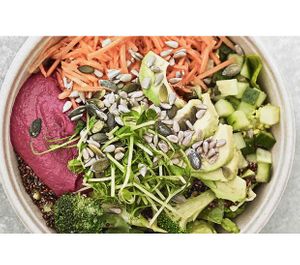 Sallad Grönsakslandet at Holy Greens in Kista
