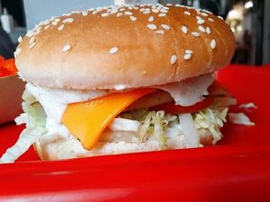 «Чикер дрим» at Complex Burger in Moscow