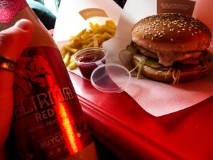 Chicken Dream - is the best!
But after the sanctions, the price is too high. Instead of 390 rubles - 999 or so. at Complex Burger in Moscow