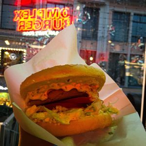 Chicken Dream - is the best!
But after the sanctions, the price is too high. Instead of 390 rubles - 999 or so. at Complex Burger in Moscow