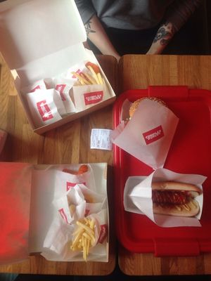 2 easy boxes
Classic Hot Dog 
Cause joy burger  at Complex Burger in Moscow