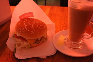 Chicken dream burger and latte at Complex Burger in Moscow