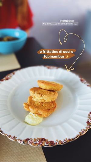 Frittatine di ceci e topinambur  at Alice e Viola in Collegno