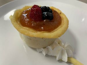 Vegan cheesecake at Alice e Viola in Collegno