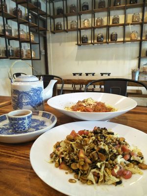 Tea leaf salad  at Bangkok Story in Bangkok