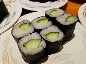 Sushi at Himawari Zushi Shintoshin in Tokyo