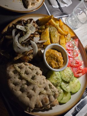 Vegan mushroom gyros with hummus at Aubergine Cafe in Corfu