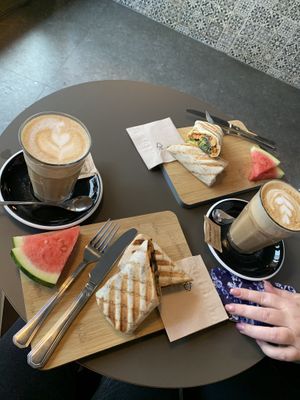 Vegan Wrap + Latte with Oat Milk  at Balott in Trier