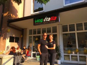 Wir freuen uns auf euren Besuch! Michele & Helene  at Veg-Italia in Passau