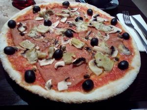 Pizza Capricciosa at Veg-Italia in Passau