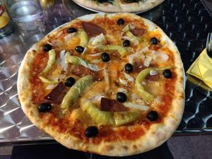 Vegan Pizza Diavolo at Veg-Italia in Passau