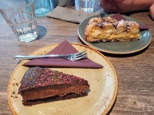 Vegan chocolate cake at Systrakaffi in Kirkjubaejarklaustur
